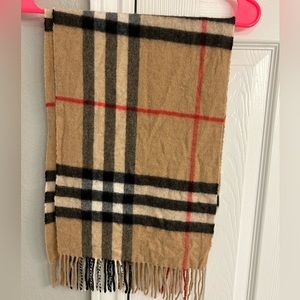 Women scarf